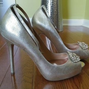 Badgley Mischka shoes